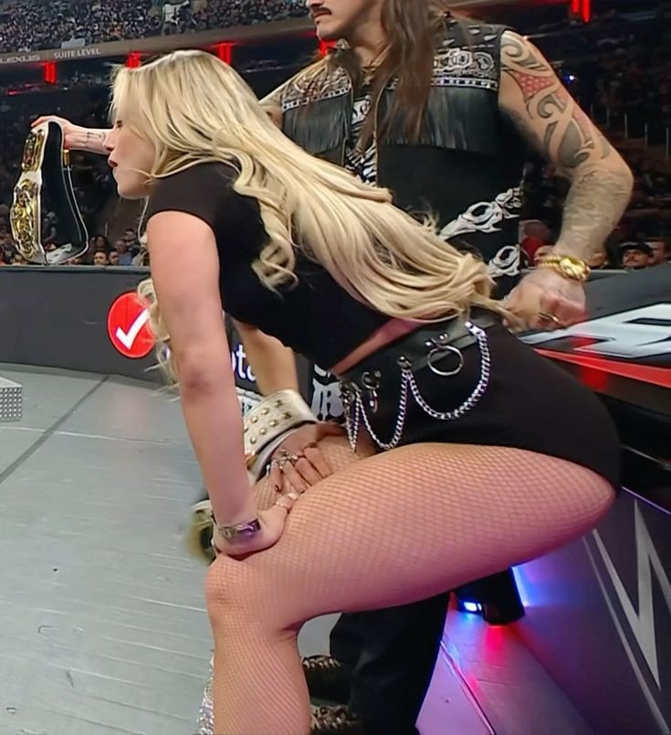 Real Reasons Why Dominik Mysterio Choose Liv Morgan